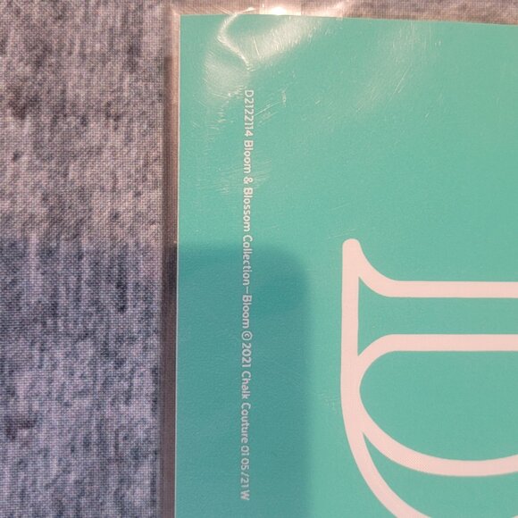 Blooms & Blossoms Collection~ Reuseable silk screen stencil 18 x 18 - Picture 2 of 2